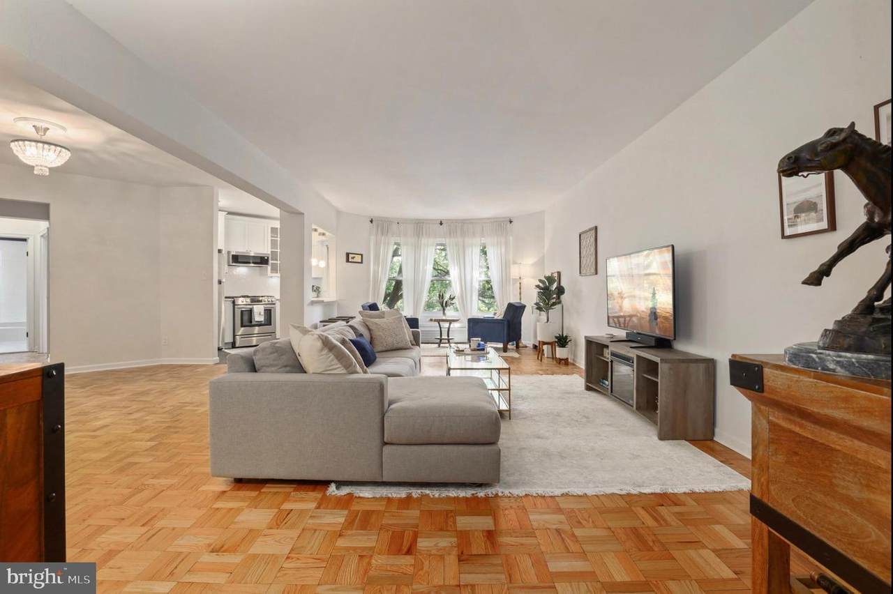 2500 Q Street - Photo 1