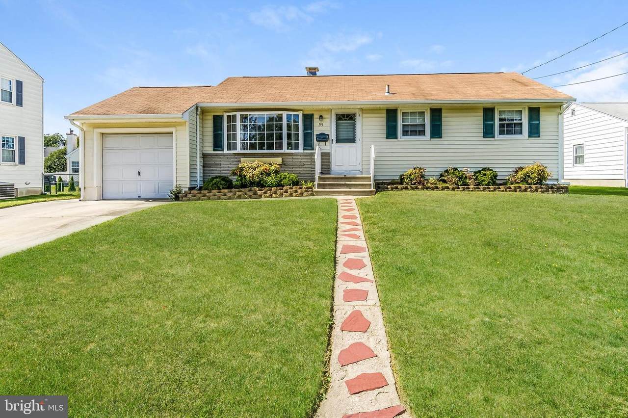 95 Hempstead Road - Photo 1