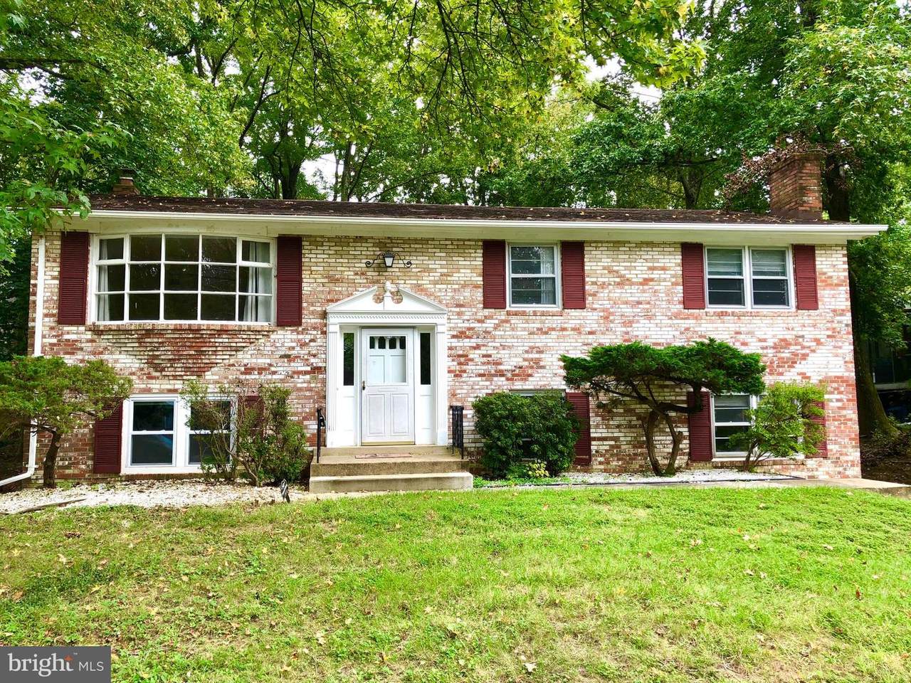 131 Meade Drive - Photo 1