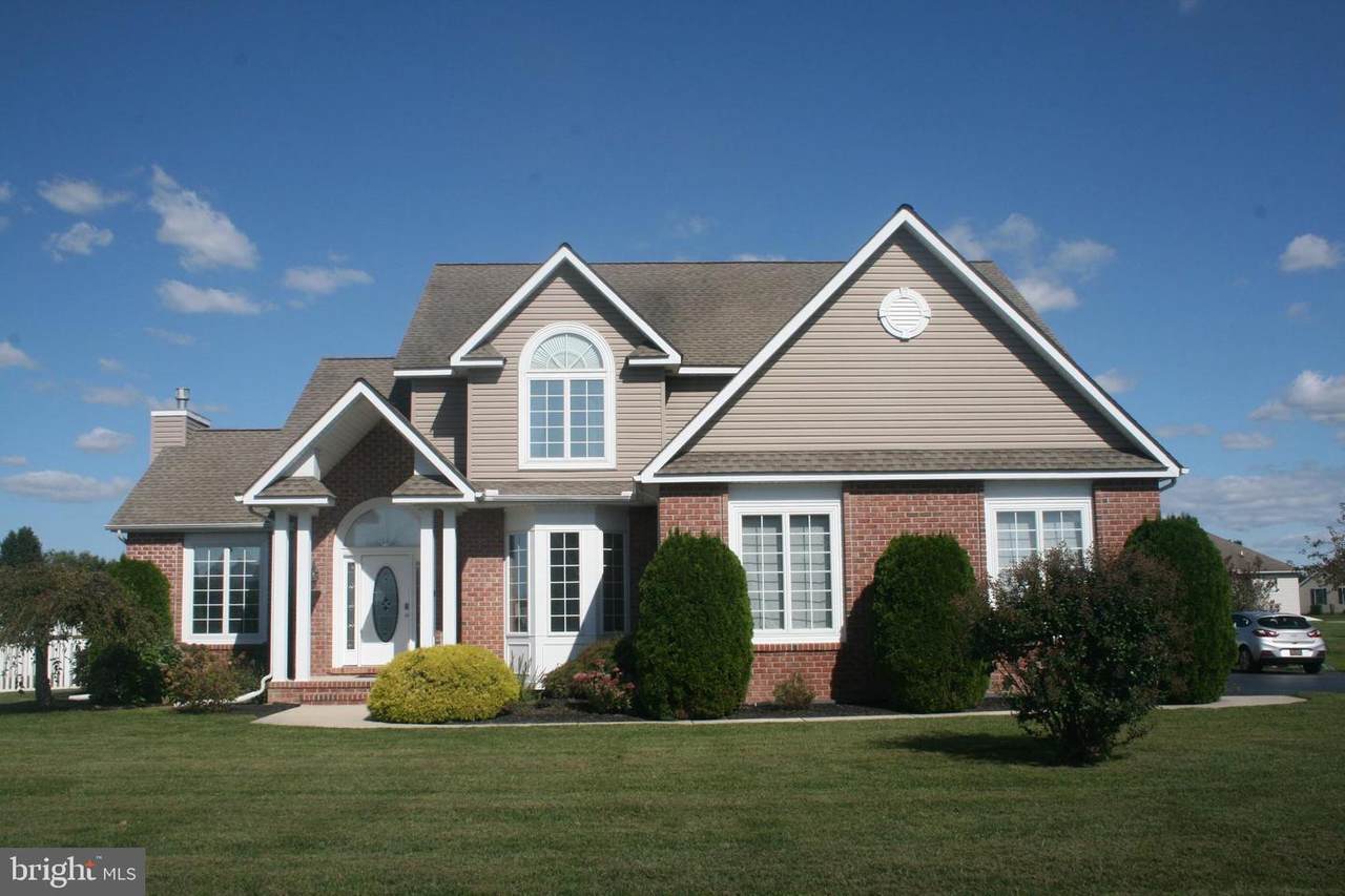 114 Avalon Lane - Photo 1