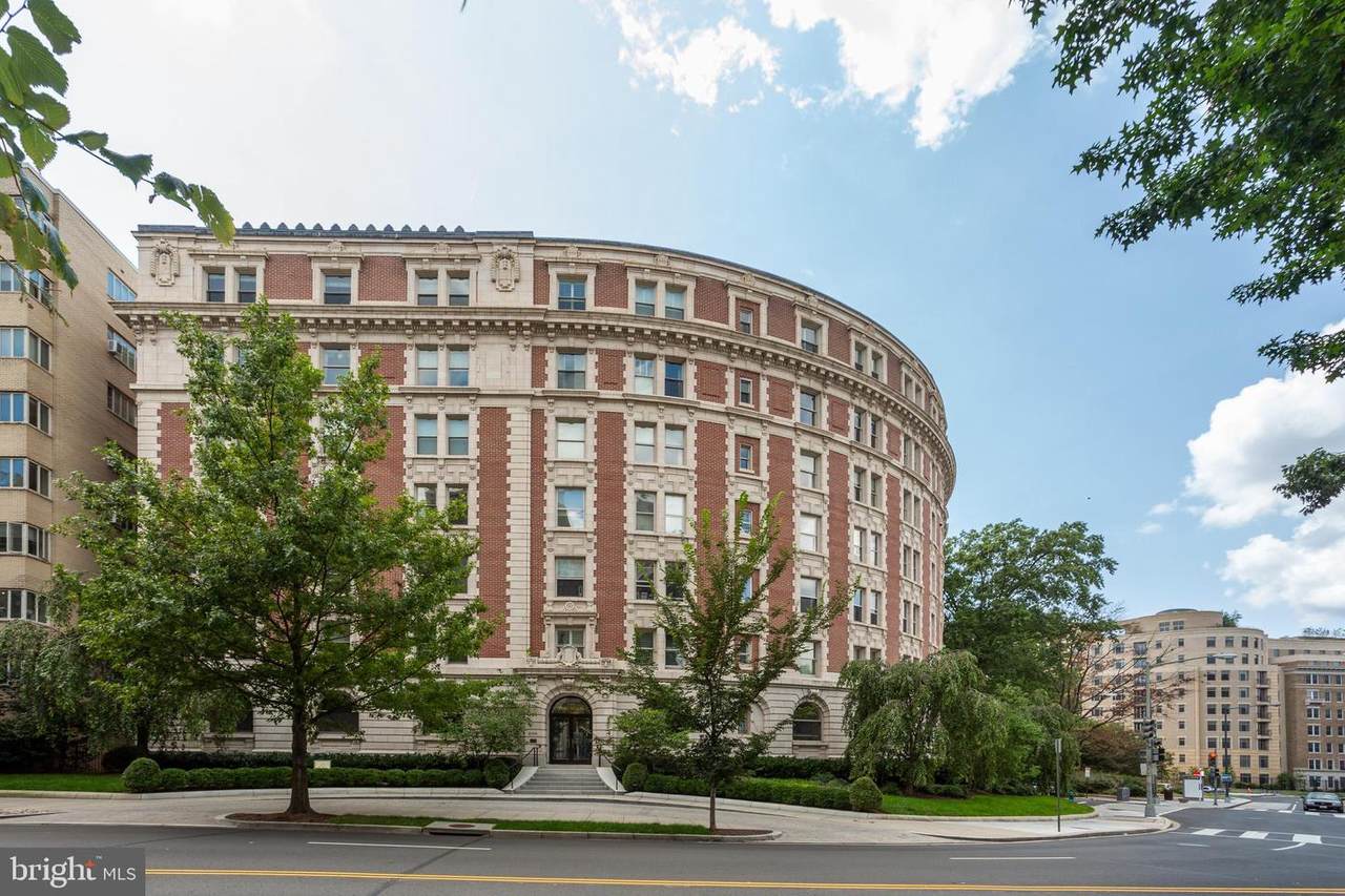 2126 Connecticut Avenue - Photo 1
