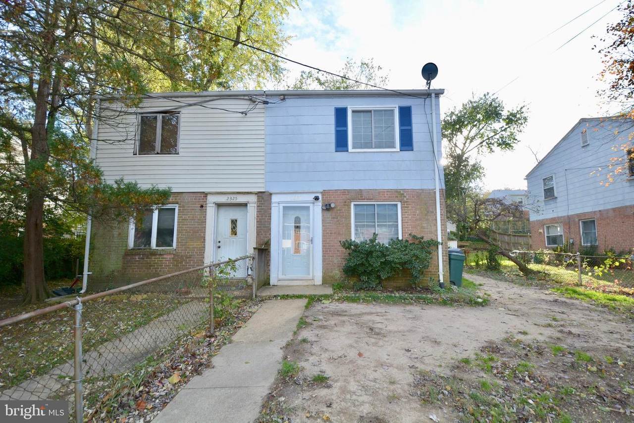 2327 Glendale Terrace - Photo 1