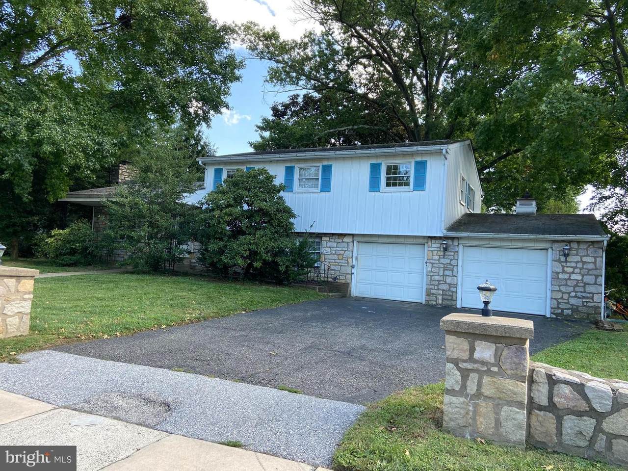 2040 Berkley Road - Photo 1