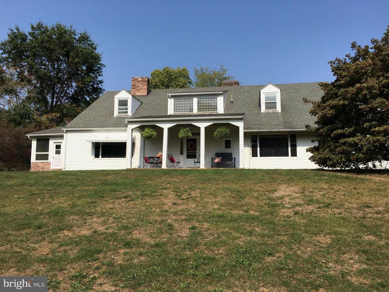 201 8TH Street - Photo 1