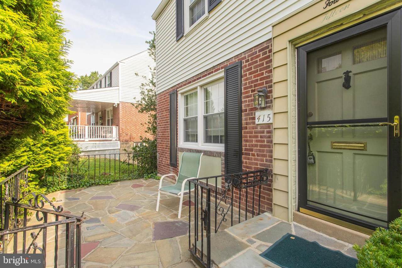 415 Pembroke Road - Photo 1