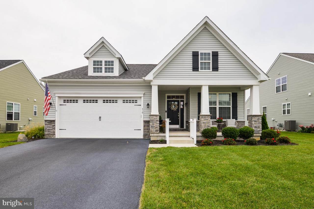 319 Nicklaus Lane - Photo 1