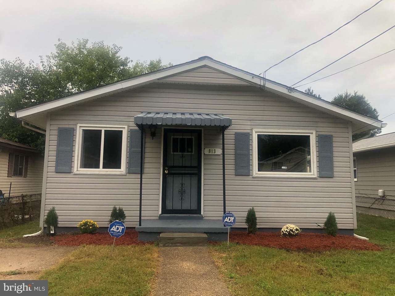 813 Clovis Avenue - Photo 1