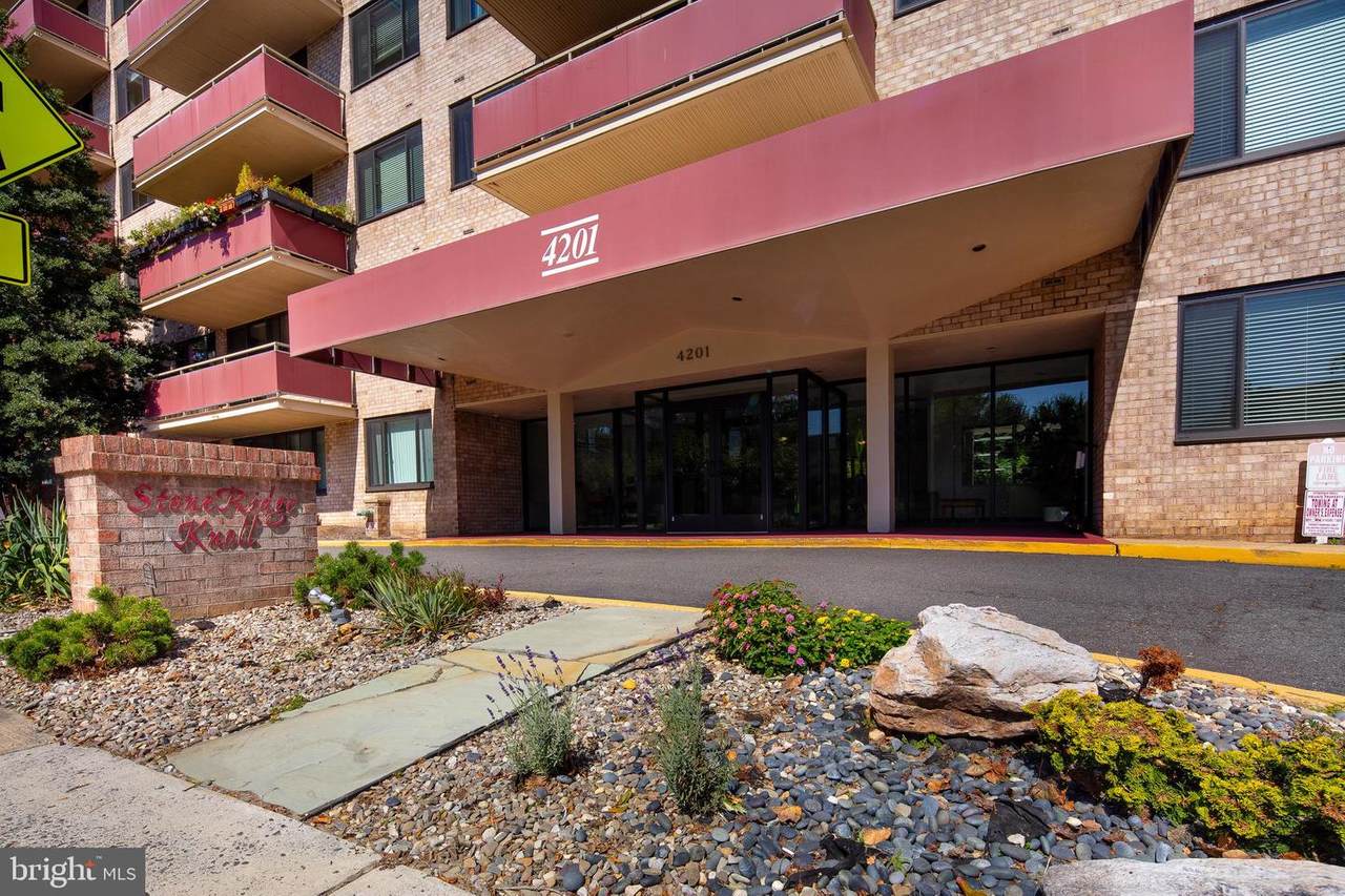 4201 Lee Highway - Photo 1