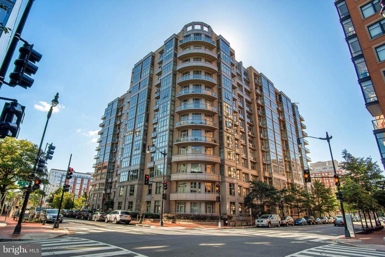 811 4TH Street - Photo 1