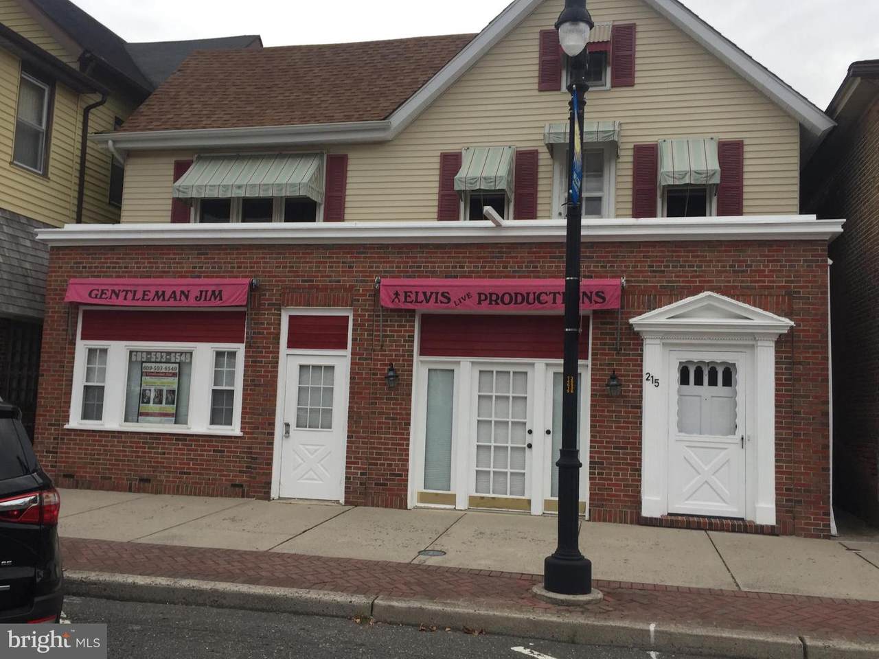 215 Philadelphia Avenue - Photo 1