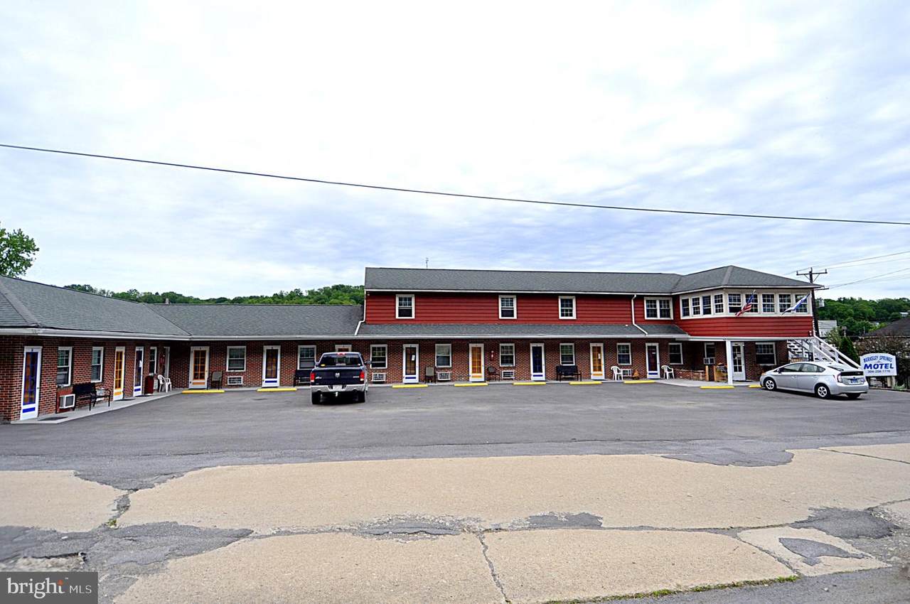 268 Wilkes - Photo 1