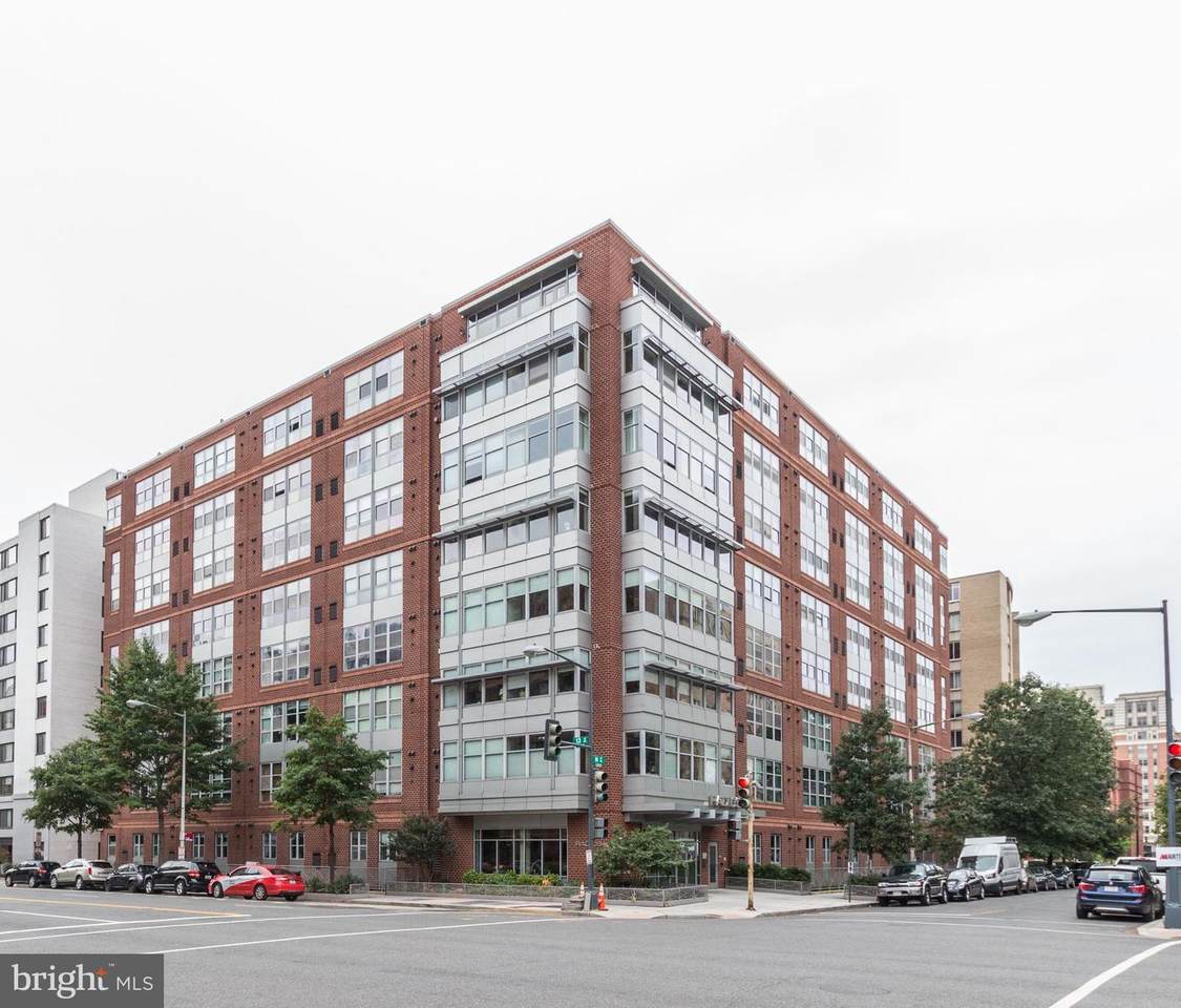 1300 N Street - Photo 1