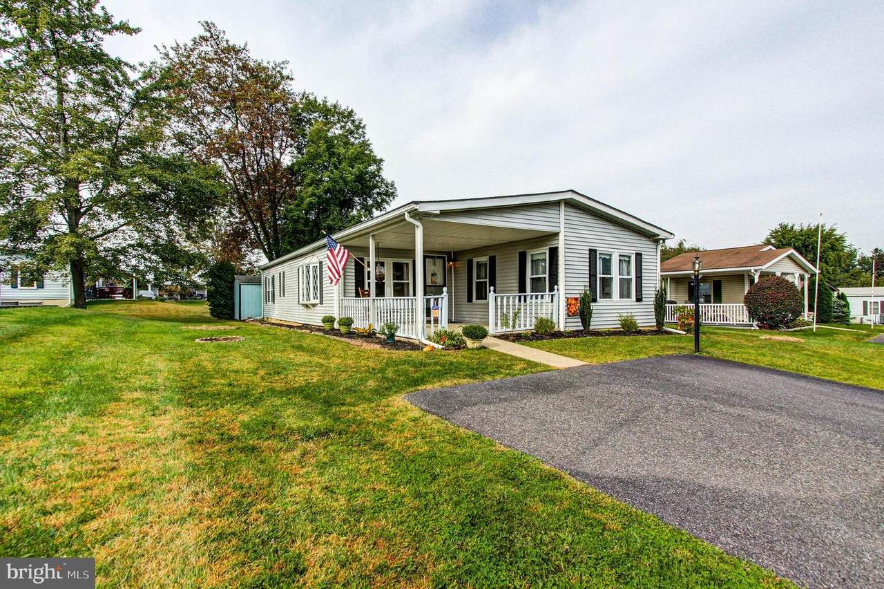 810 Stream View Drive - Photo 1