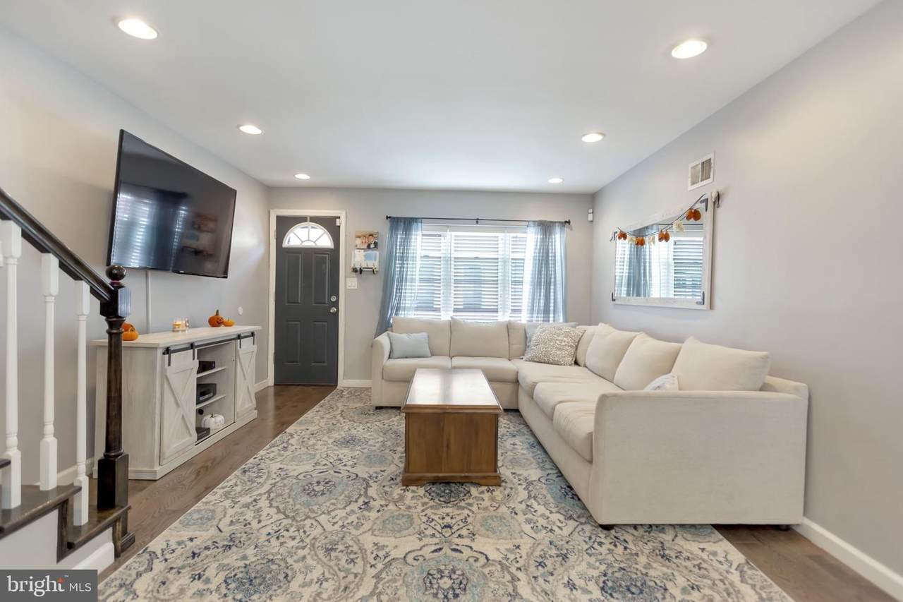 354 Daly Street - Photo 1