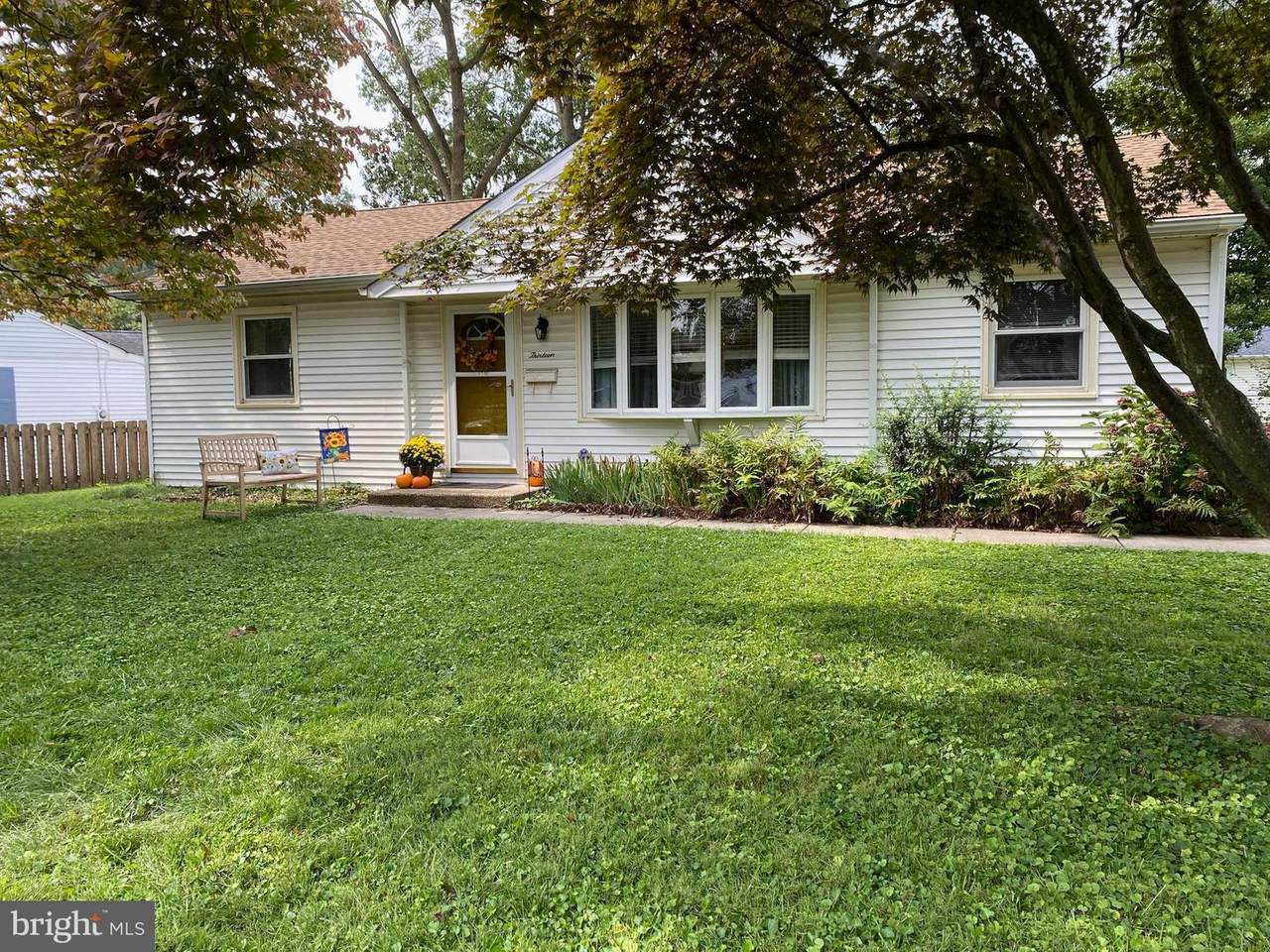 13 Bucknell Avenue - Photo 1