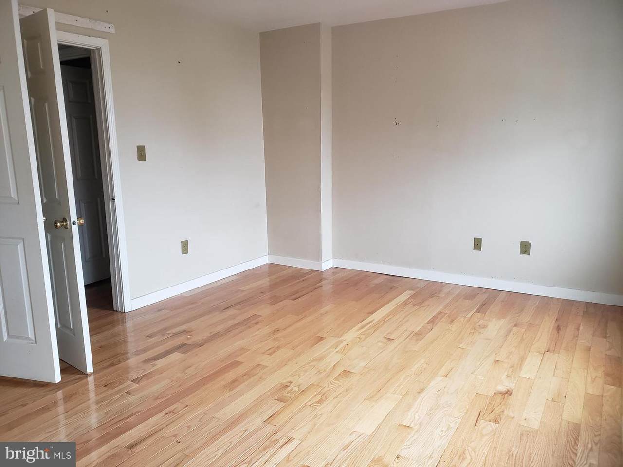713 16TH Street - Photo 1
