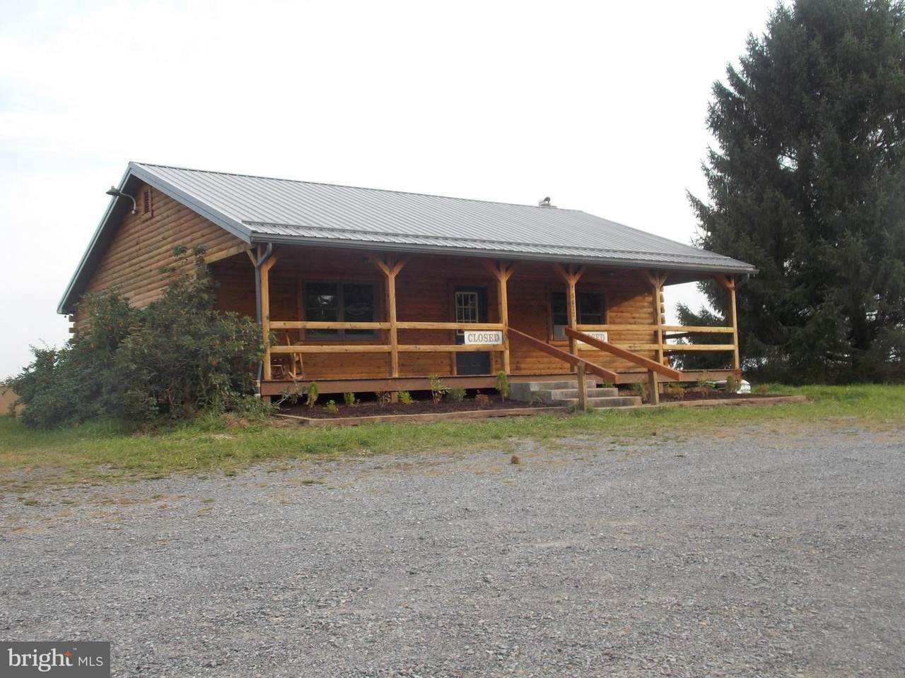 5472 Garrett Highway - Photo 1