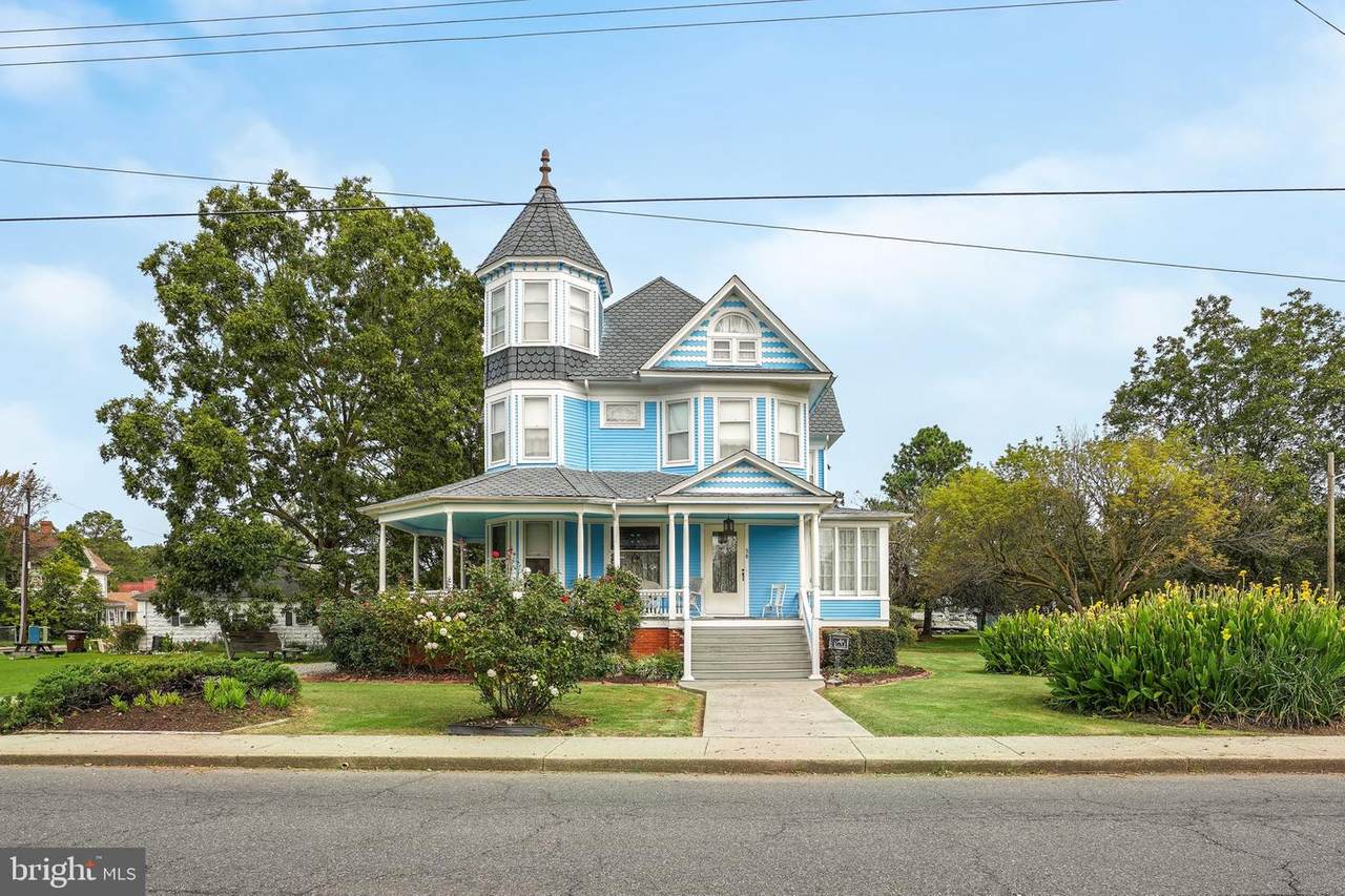 38 Main Street - Photo 1