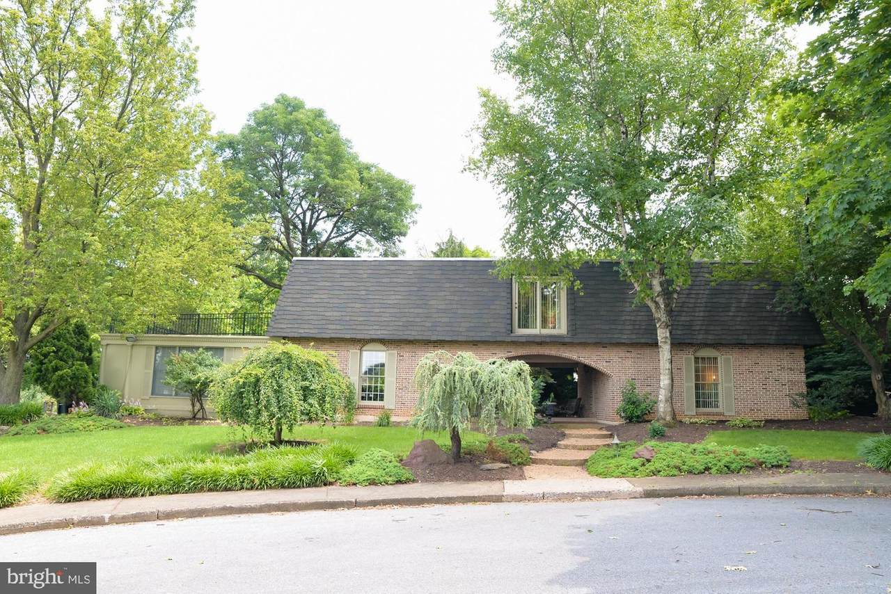 597 Catasauqua Avenue - Photo 1