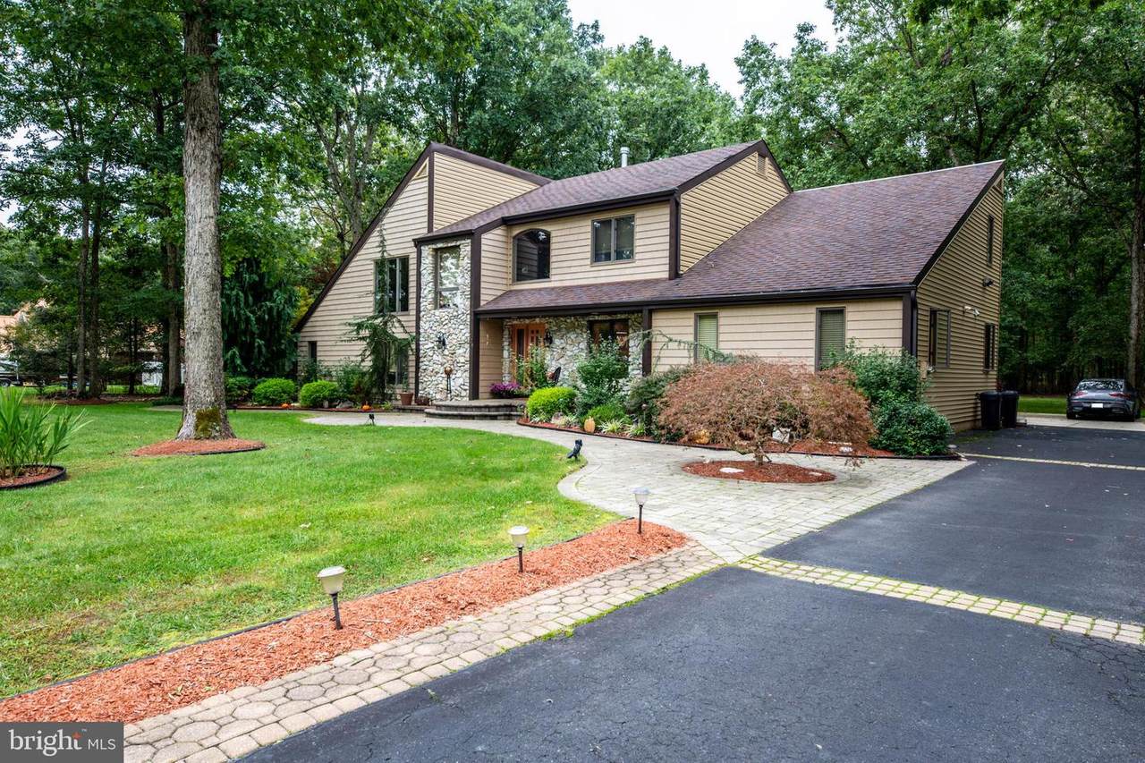 229 Maple Terrace - Photo 1