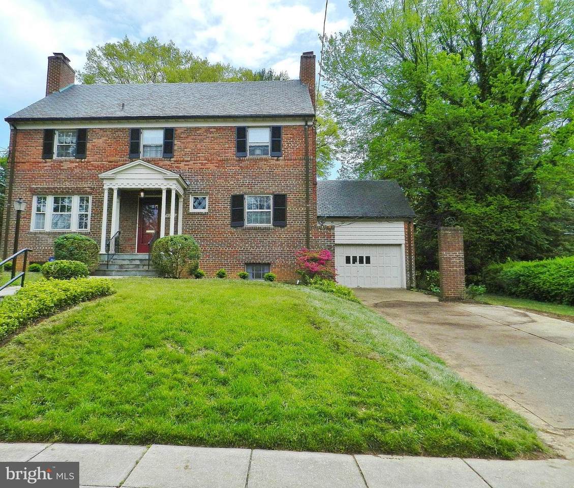4211 43RD Street - Photo 1
