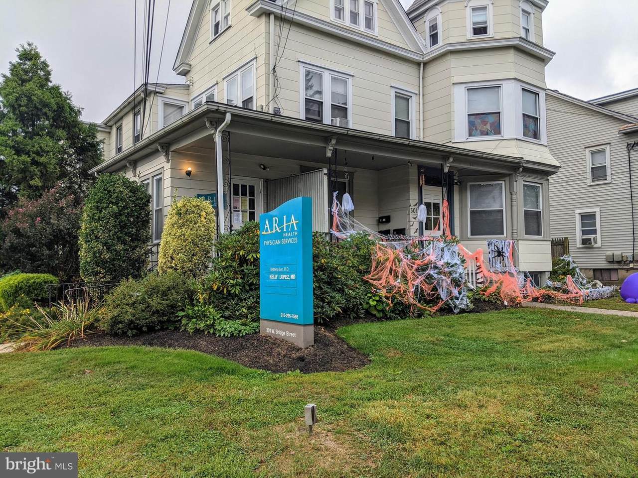 301 Bridge Street - Photo 1