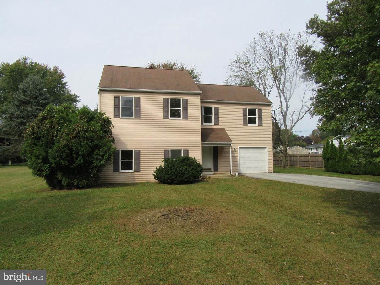7 Woodbrook Drive - Photo 1