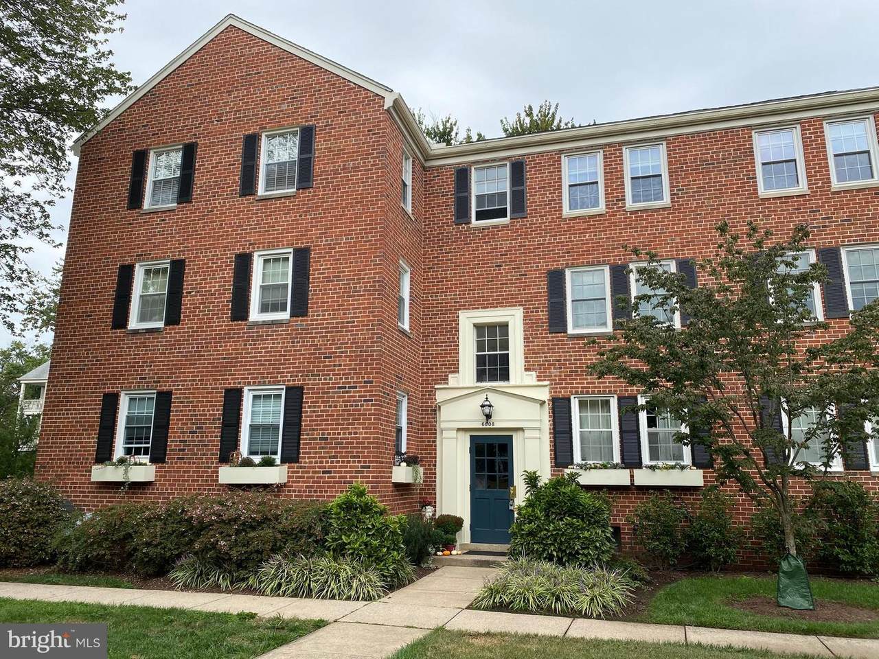 6608 Potomac Avenue - Photo 1