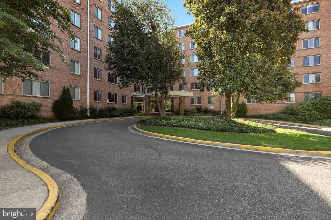 3000 Spout Run Parkway - Photo 1