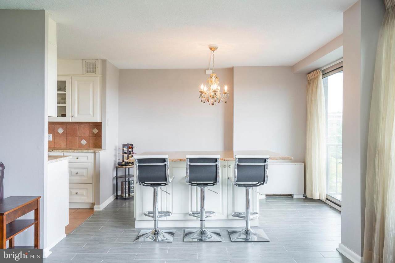 1001 City Avenue - Photo 1