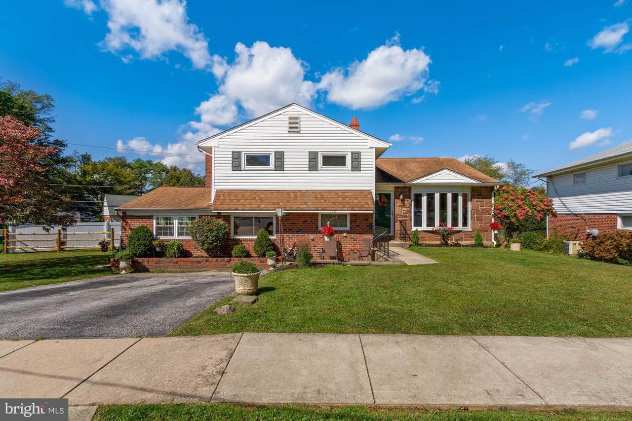 1531 Virginia Avenue - Photo 1