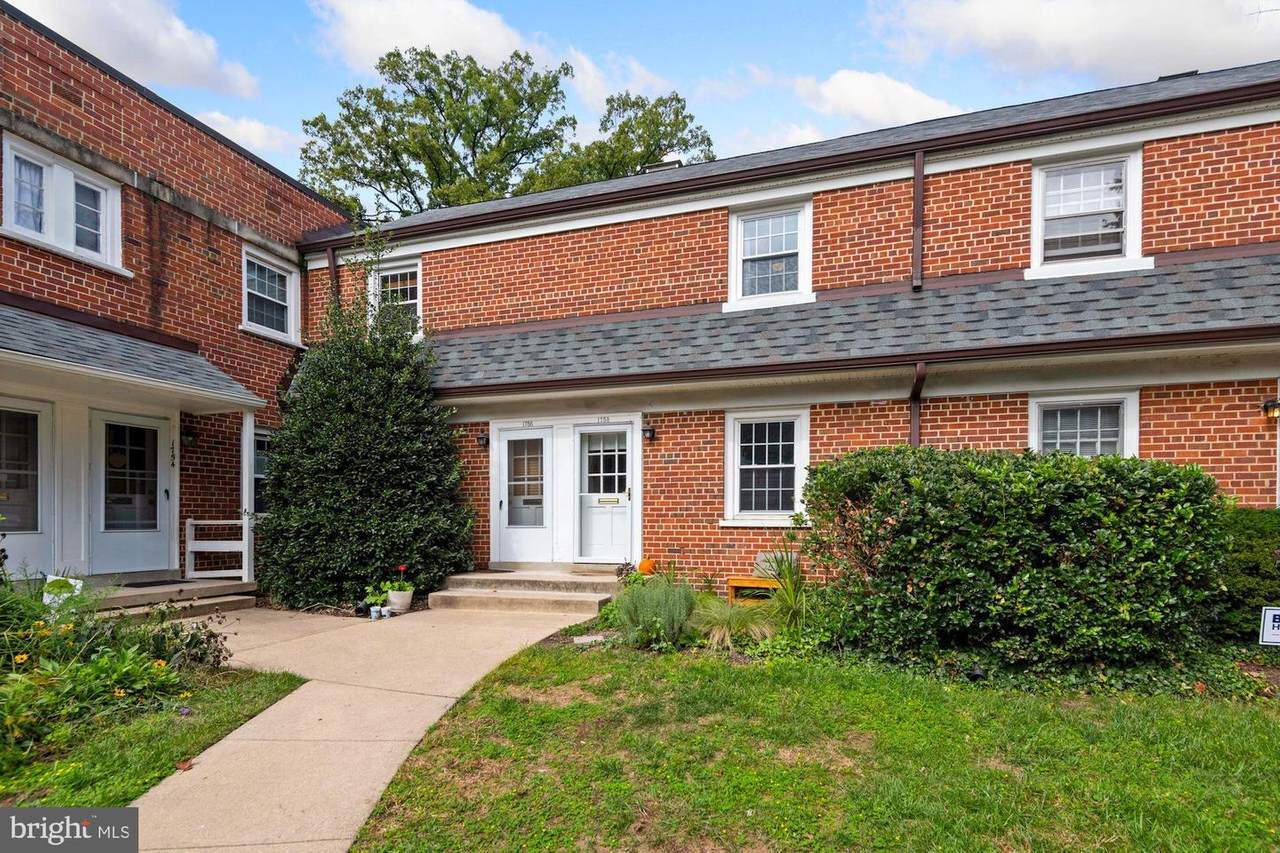 1758 East West Highway - Photo 1