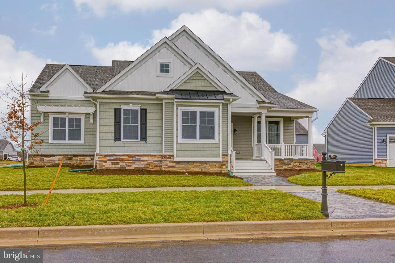 765 Idlewyld Drive - Photo 1