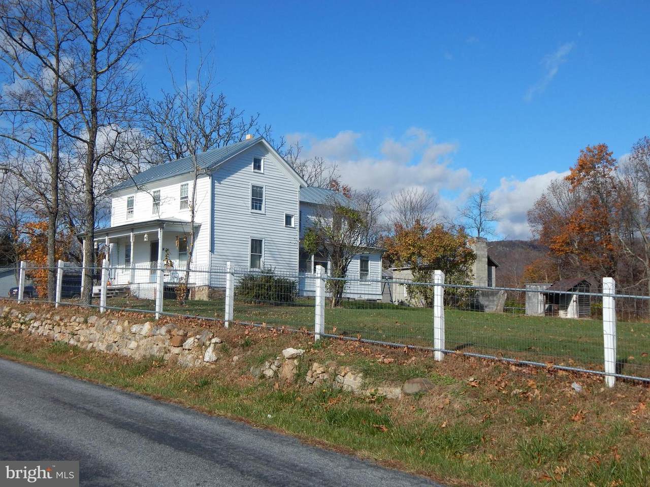 2821 Back Road - Photo 1