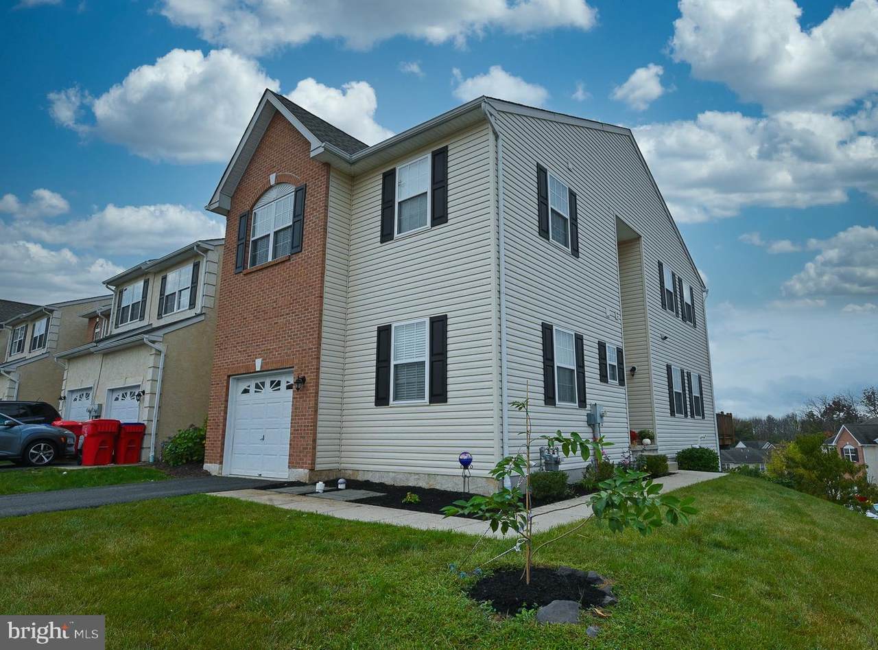 263 Stone Hill Drive - Photo 1