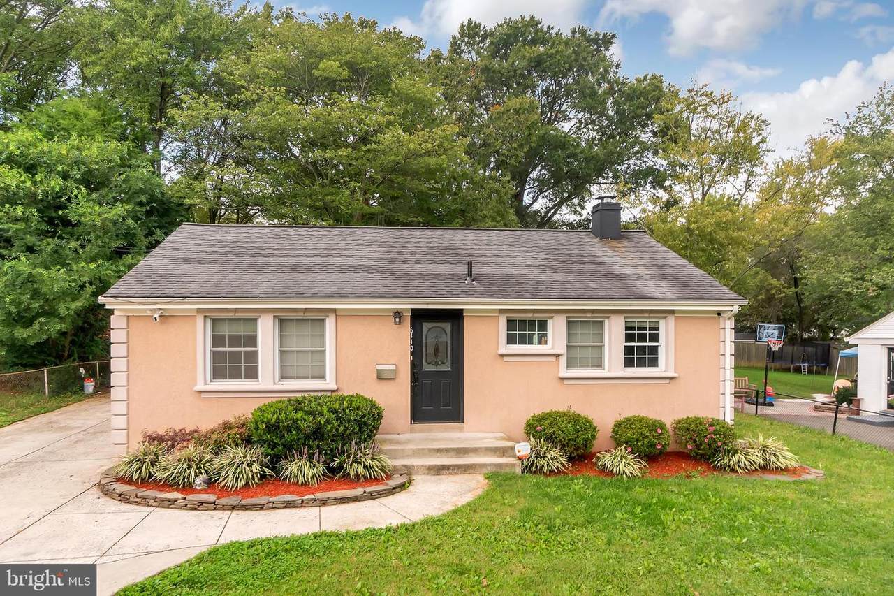 6110 The Parkway - Photo 1