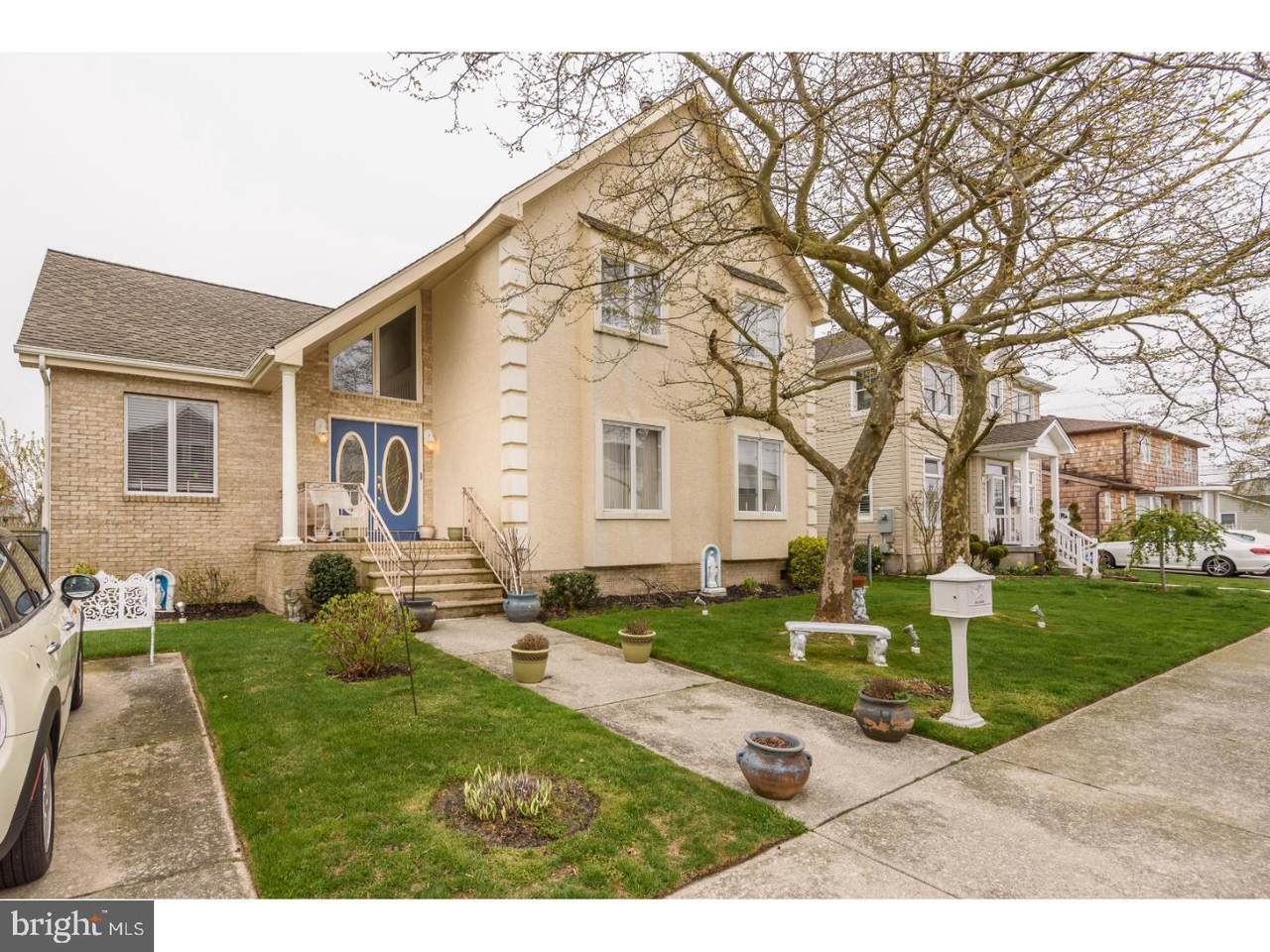 508 Surrey Avenue - Photo 1