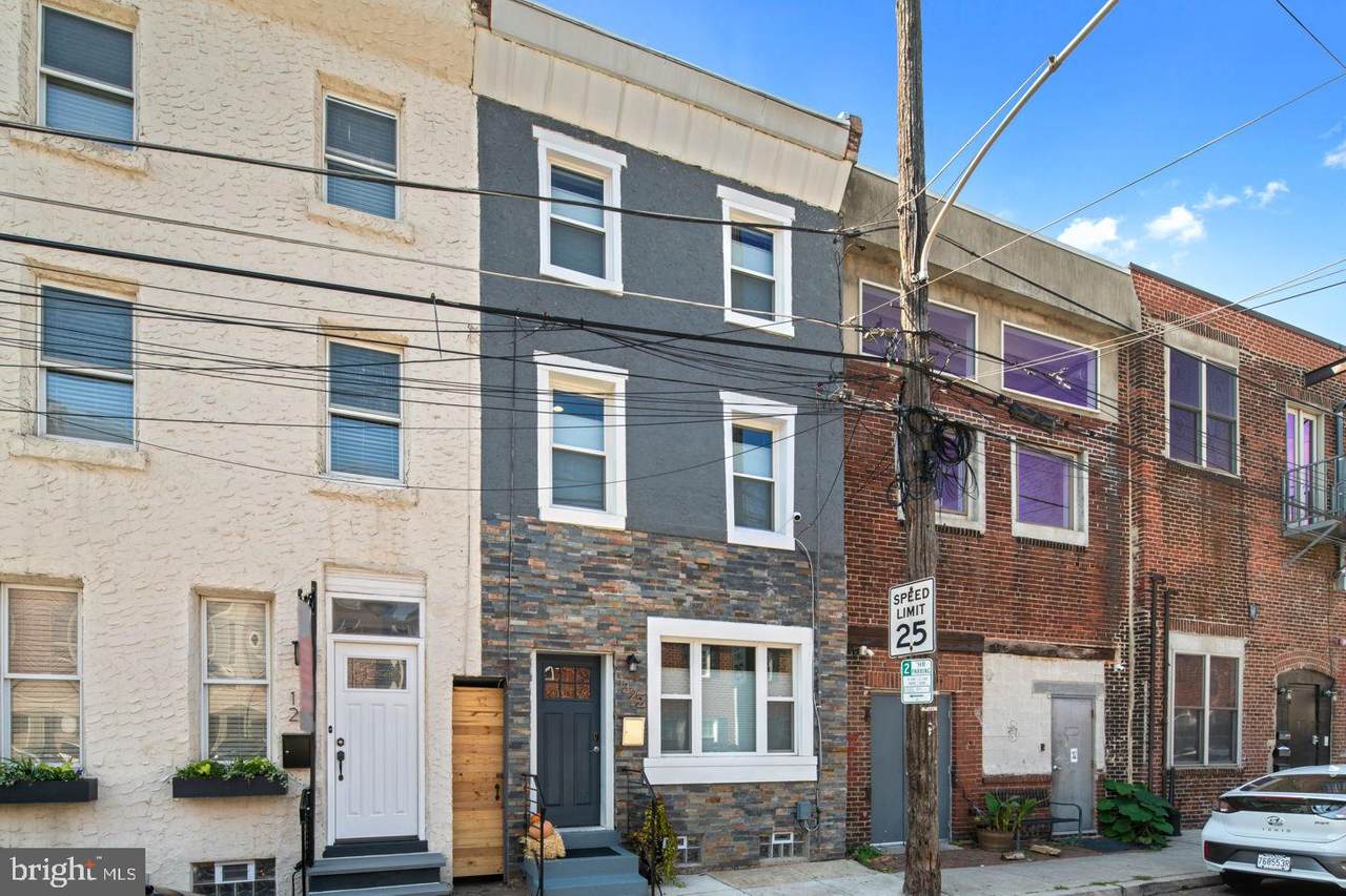 1322 Crease Street - Photo 1