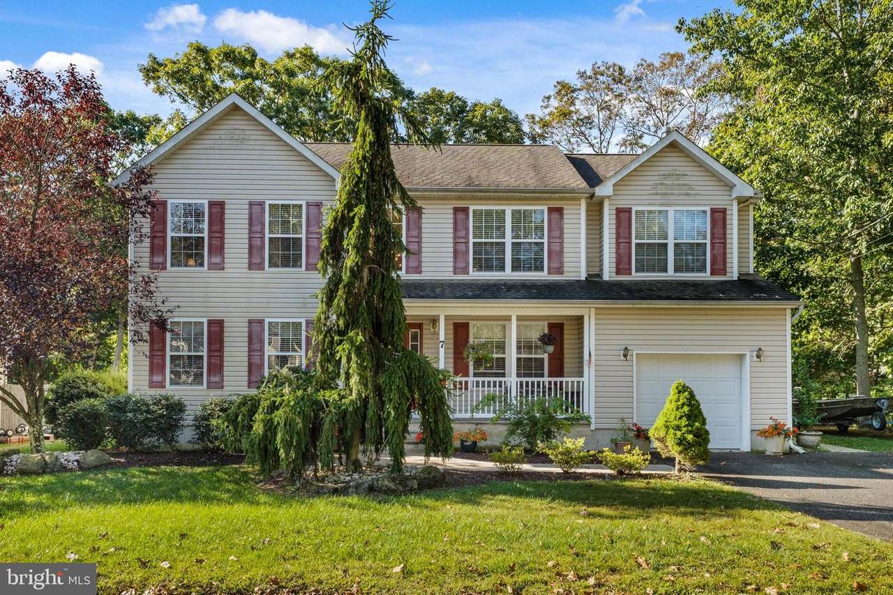 7 Fazio Court - Photo 1