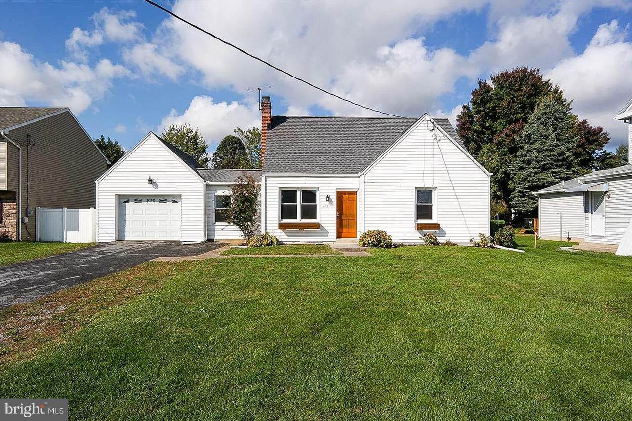 112 Colebrook Road - Photo 1