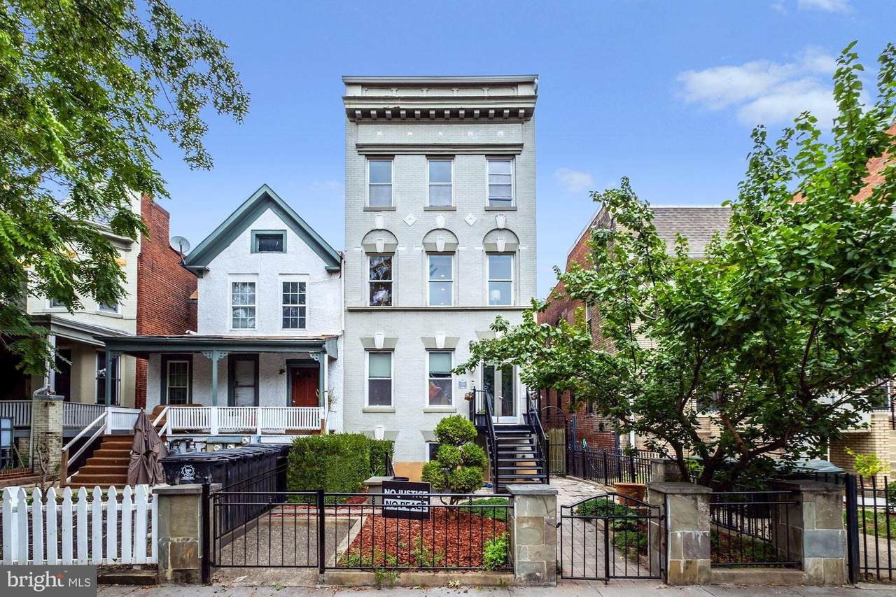 1331 Kenyon Street - Photo 1