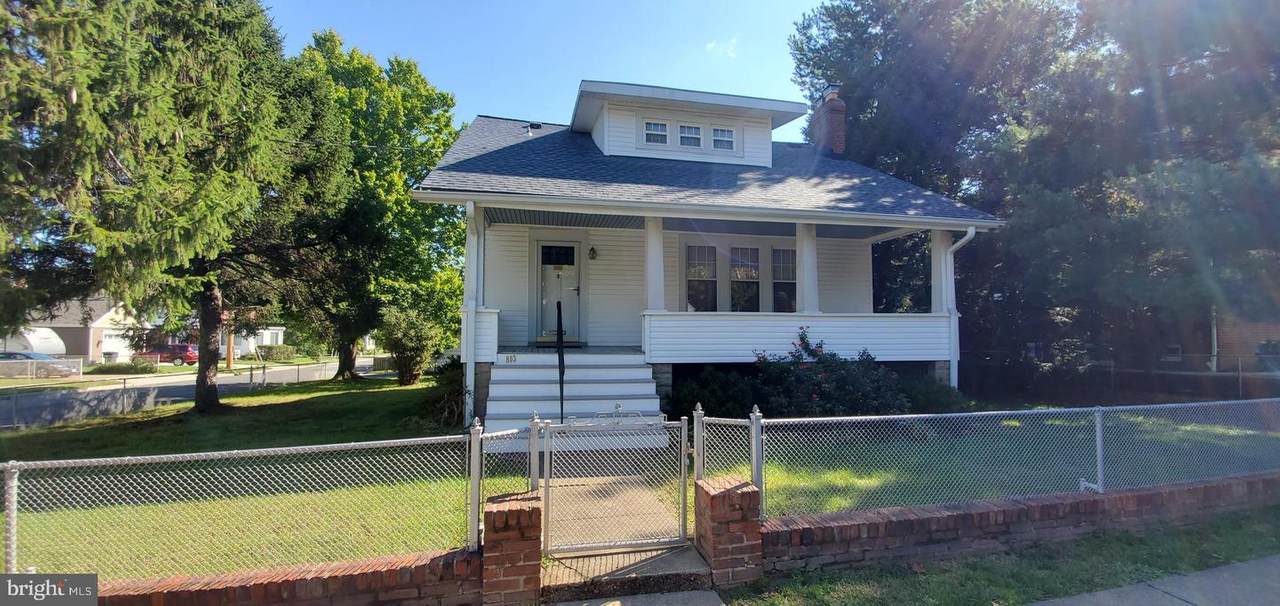 803 Barton Street - Photo 1