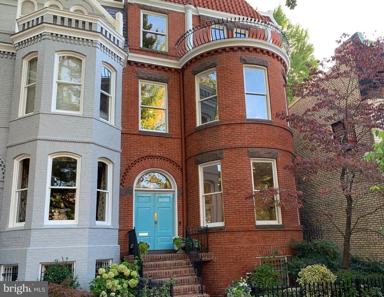 1513 28TH Street - Photo 1