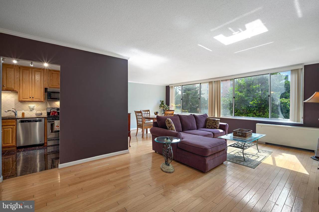 11801 Rockville Pike - Photo 1