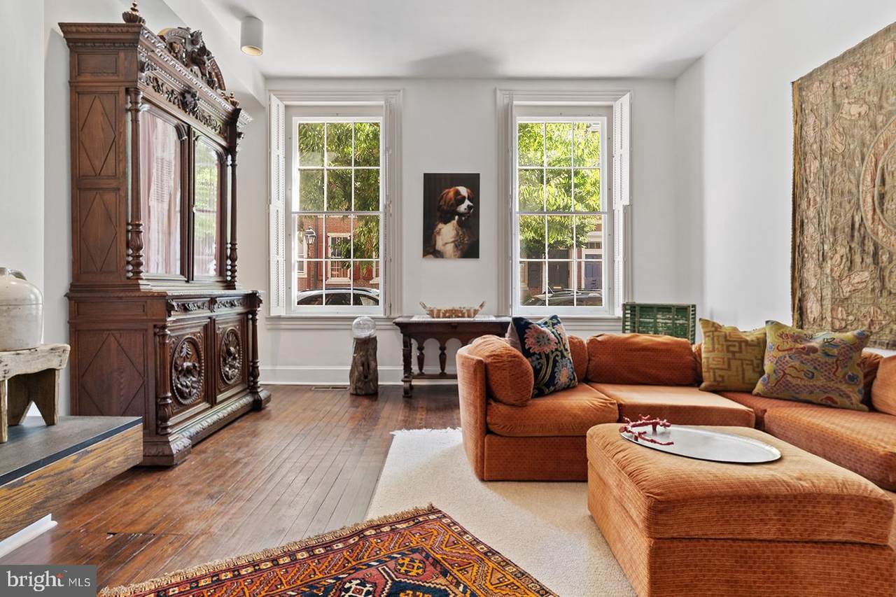 617 Spruce Street - Photo 1