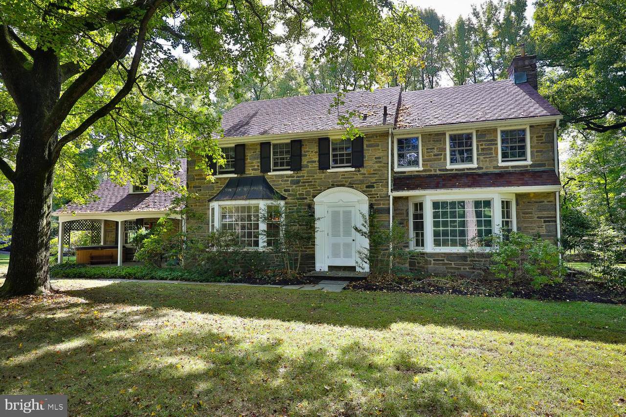 1428 Hampton Road - Photo 1