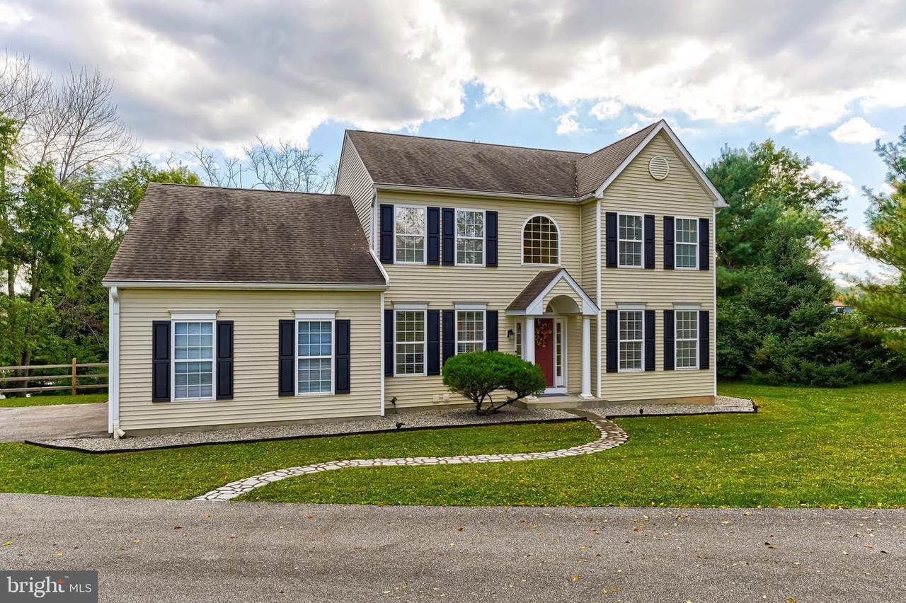 673 Pike Springs Road - Photo 1