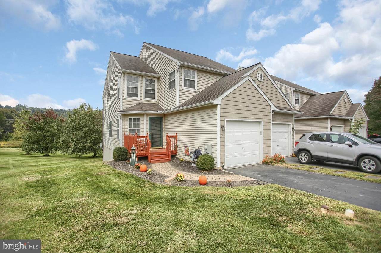 24 Marc Drive - Photo 1