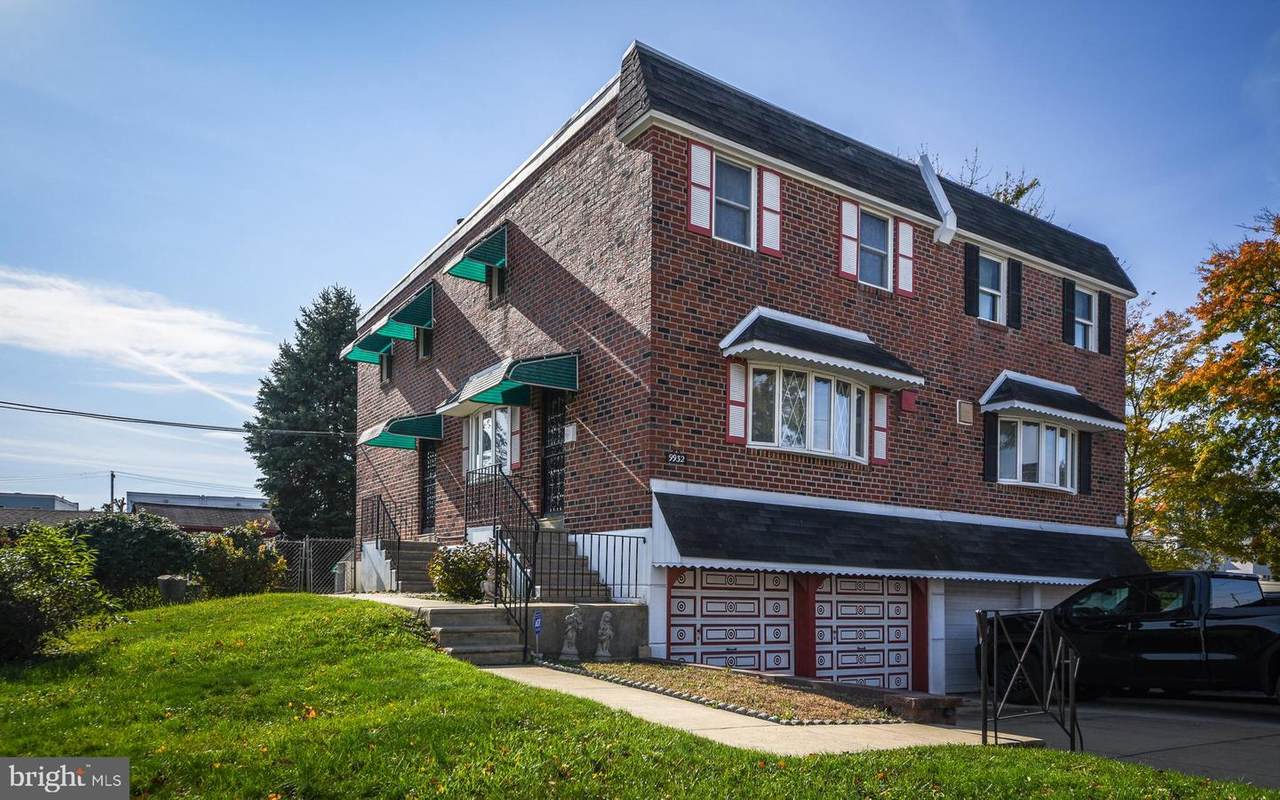 9932 Canterbury Road - Photo 1
