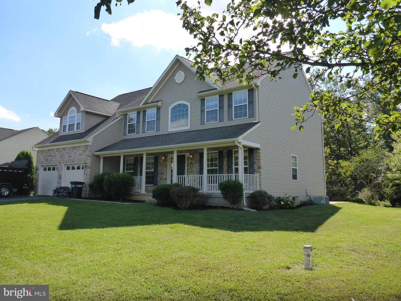 116 Forest Knoll Drive - Photo 1